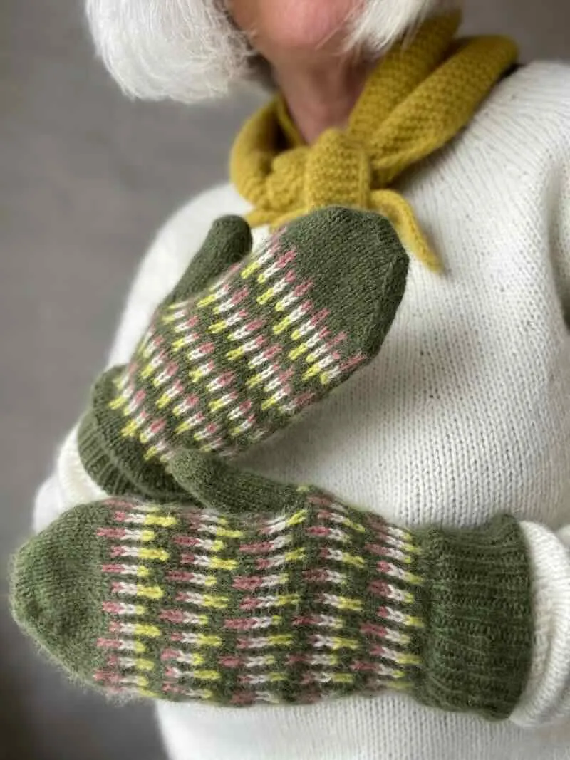 No 44 Mitten by VesterbyCrea, knitting pattern